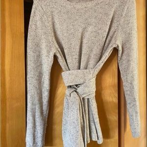 Ann Taylor belted sweater L